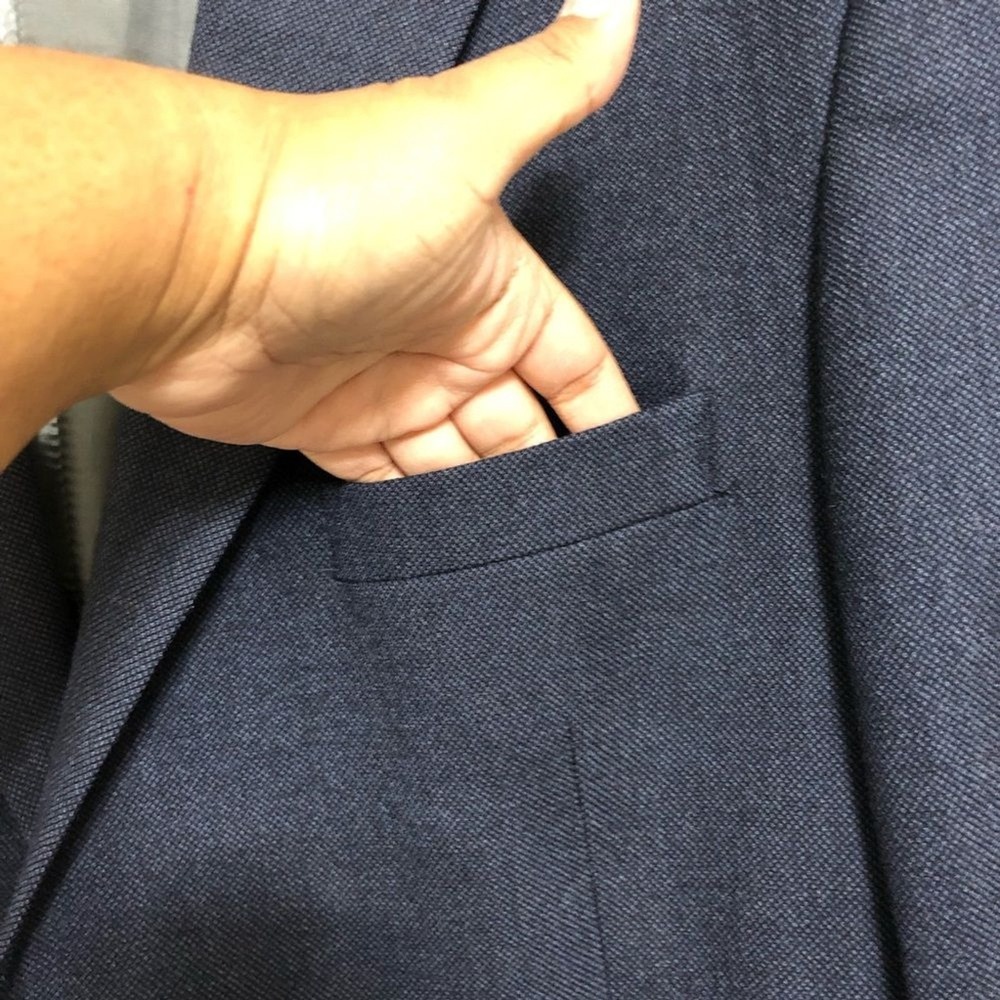 Jos. A. Bank Men's Navy Wool Blazer Size 46R Two Button Sport Coat - Picture 4 of 16